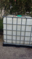 very clean water tank for sale